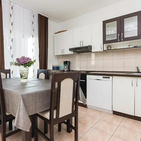 Nice In Sv,petar Na Moru With Kitchen Sveti Petar (Zadar)